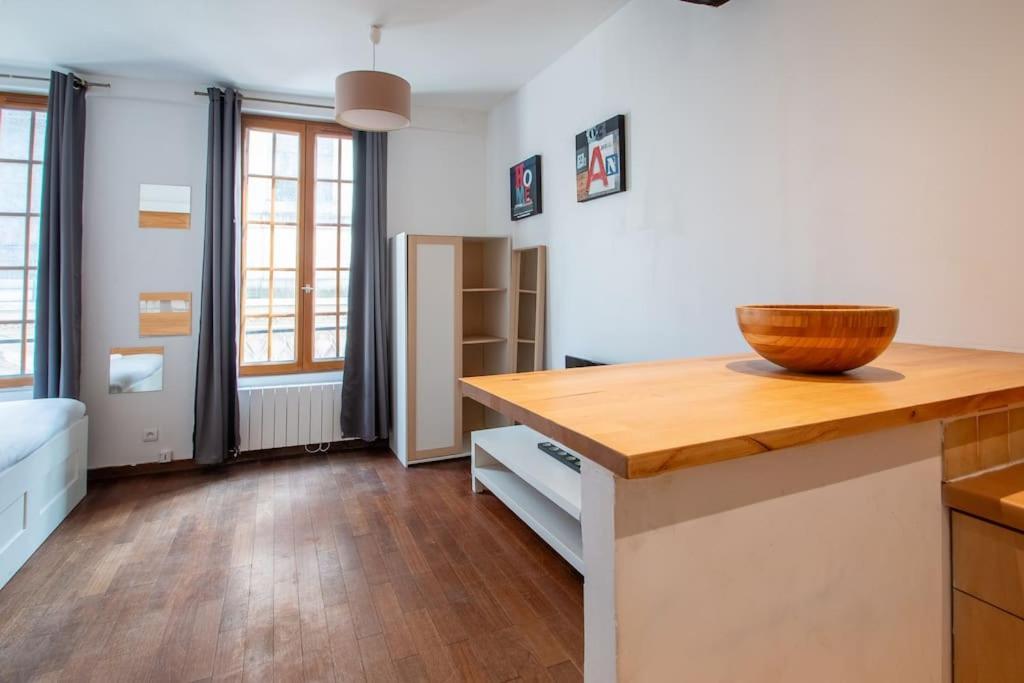 Appartamento Au Coeur Du Marais - Ii *